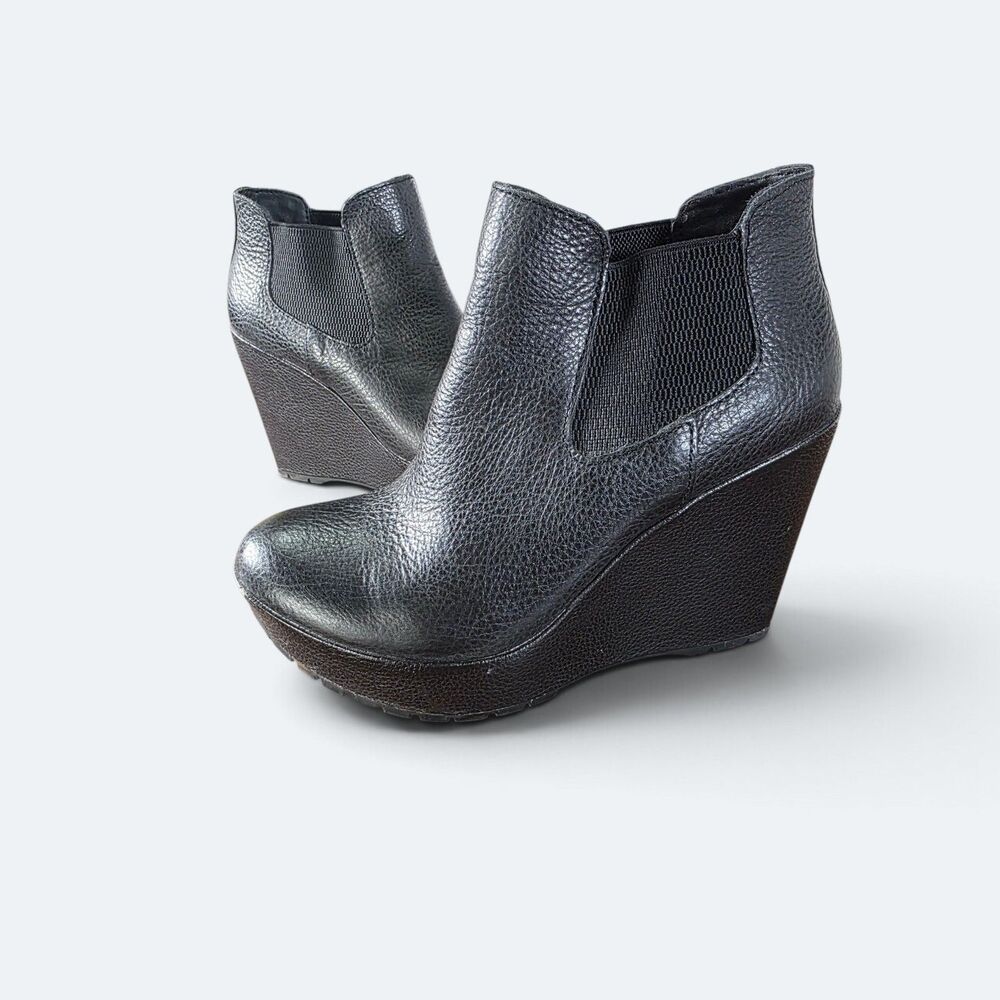Korks by Kork-Ease Hyannis Wedge Ankle Booties Black Pebble Leather 7.5M